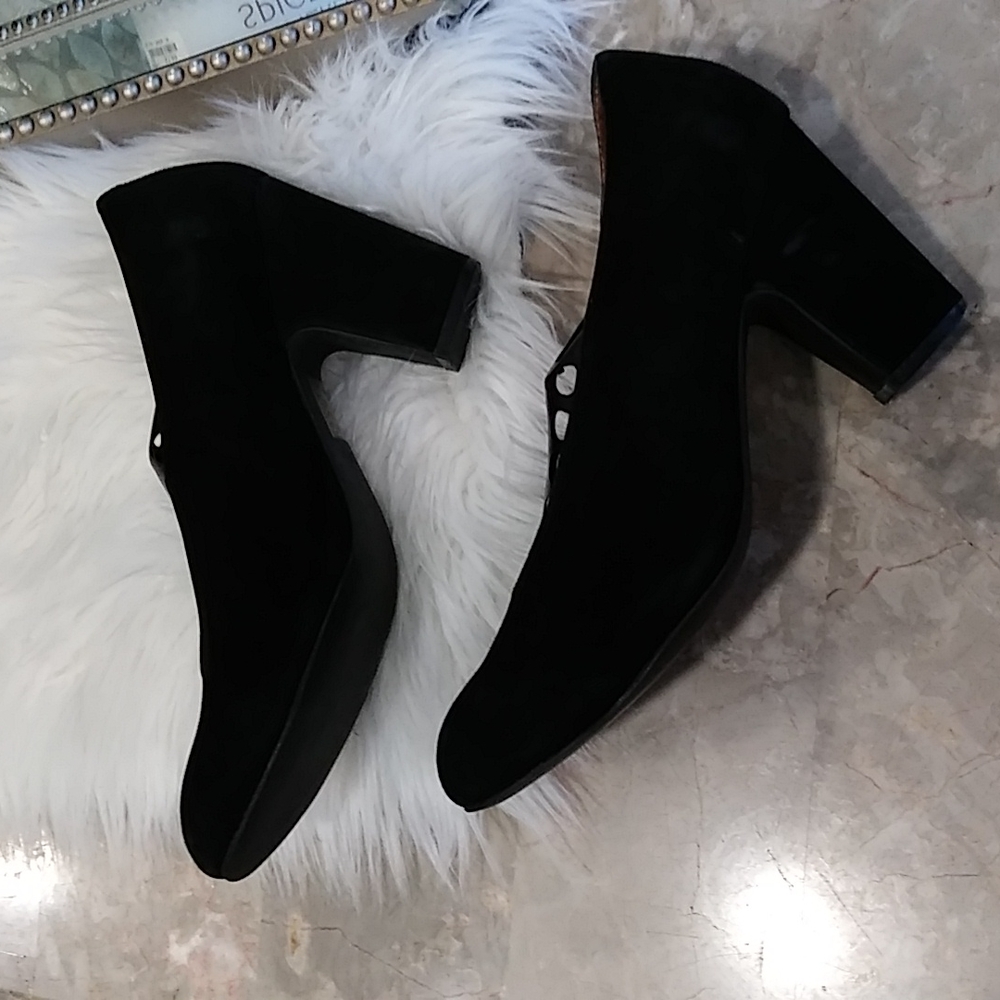 Jeffrey Campbell black suade pumps slipon heel size 10